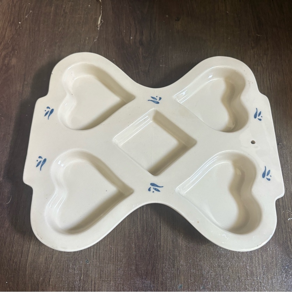 Heart-Shaped Ceramic Tray